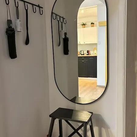 Tiny Quinet *