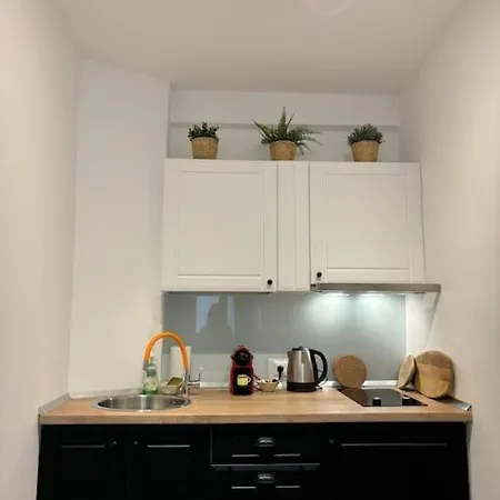 Apartment Tiny Quinet Bucharest