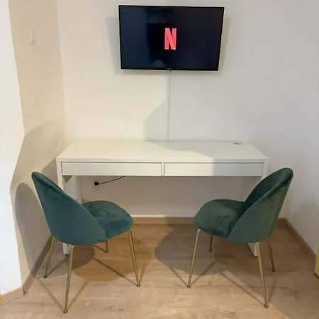 Tiny Quinet Apartment