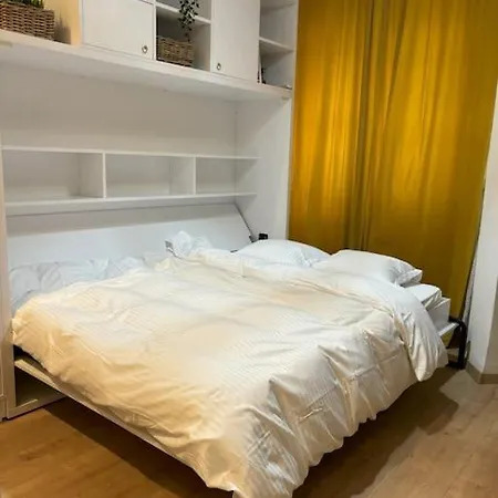 Tiny Quinet * Bucureşti